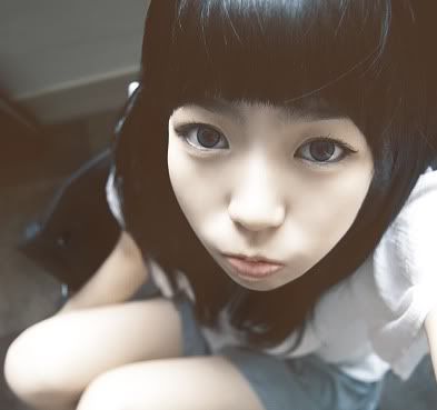 http://i1008.photobucket.com/albums/af206/Ireoke/KimHyeRi41.jpg