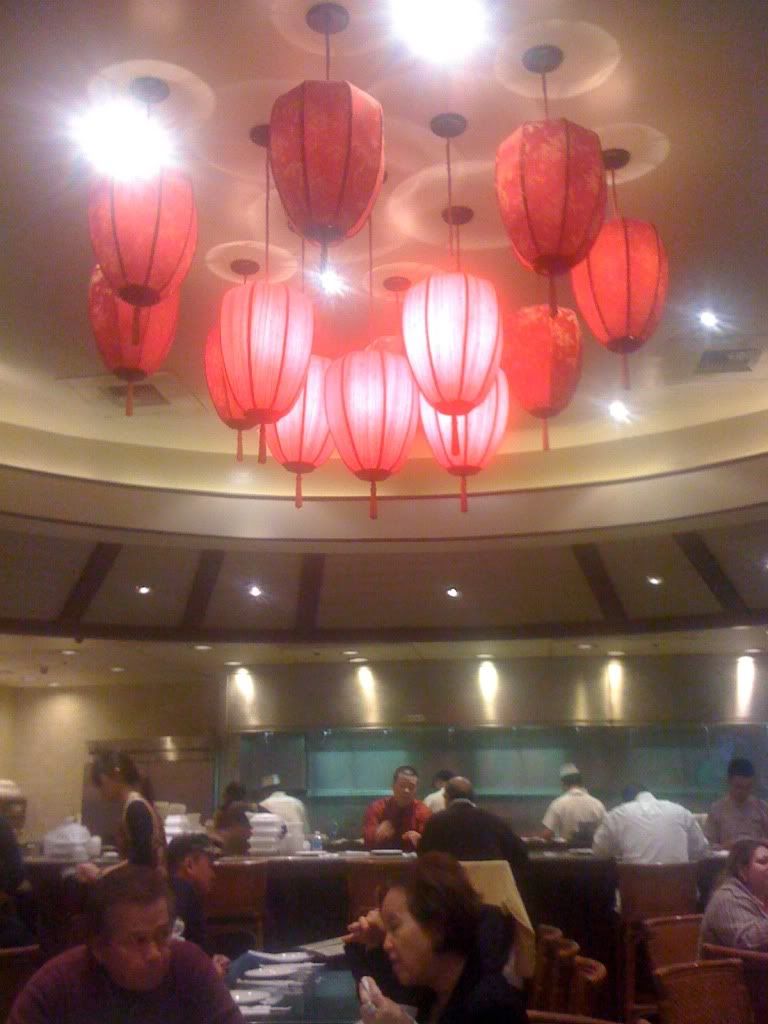 Interior and Kitchen of Ping Pang Pong