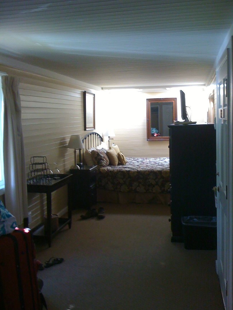 Our Room at the Napa Valley Railway Inn Our Room at the Napa Valley Railway Inn