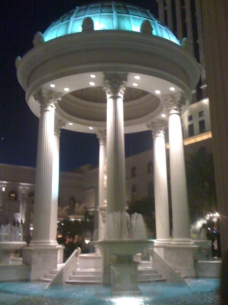 Fountains in the middle of Vegas Uncork'd Grand Tasting Fountains in the middle of Vegas Uncork'd Grand Tasting